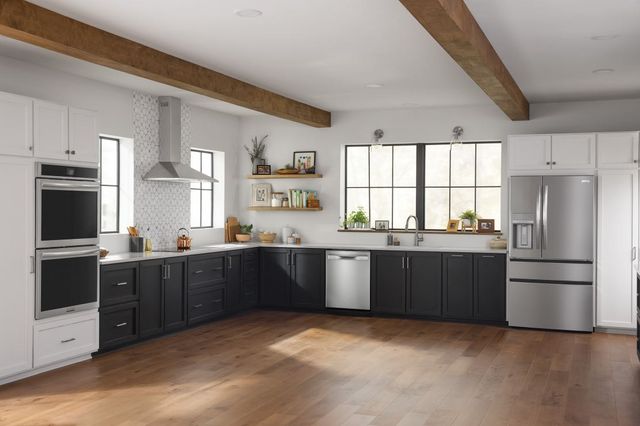 Frigidaire Gallery® 24" Smudge-Proof™ Stainless Steel Top Control Built In Dishwasher-7