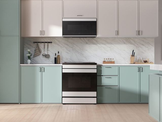 Samsung 4 Piece White Glass Kitchen Package-20