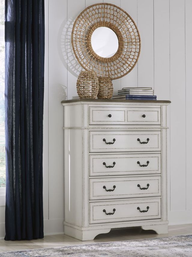 Signature Design by Ashley® Brollyn Two-Tone Chest of Drawers-4