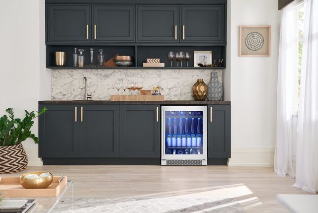 Zephyr Brisas 24" 5.1 Cu. Ft. Stainless Steel Beverage Center-4