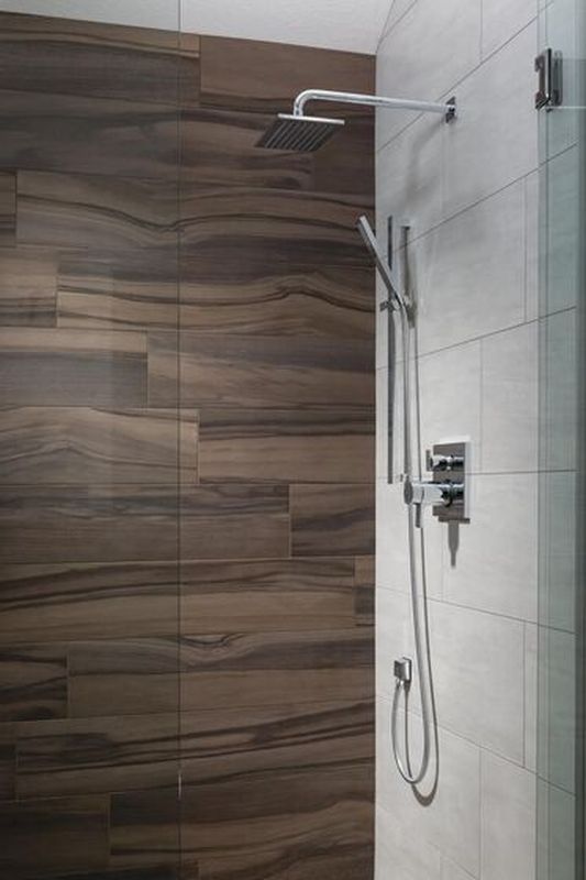 Delta Ara® Angular Modern TempAssure® 17T Series Chrome Valve Trim with 6-Setting Integrated Diverter-2