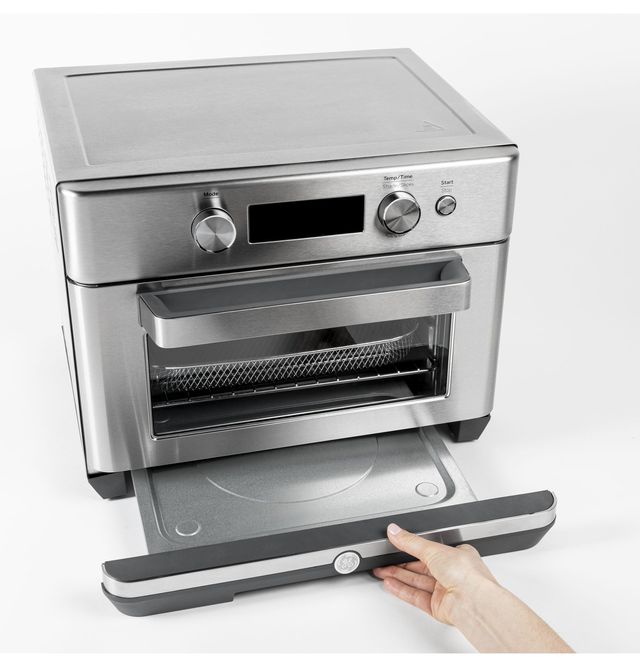 GE® 17" Stainless Steel Countertop Toaster Oven -7