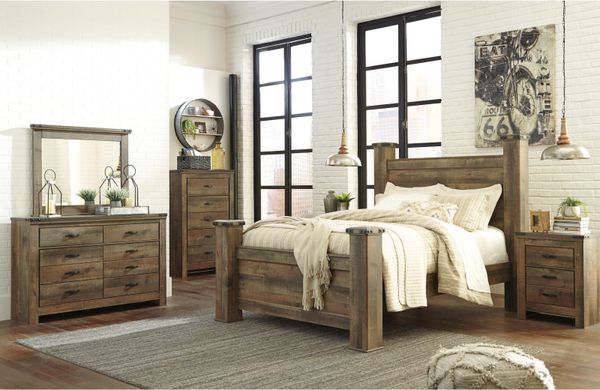 Signature Design by Ashley Trinell Brown Queen Poster Bed