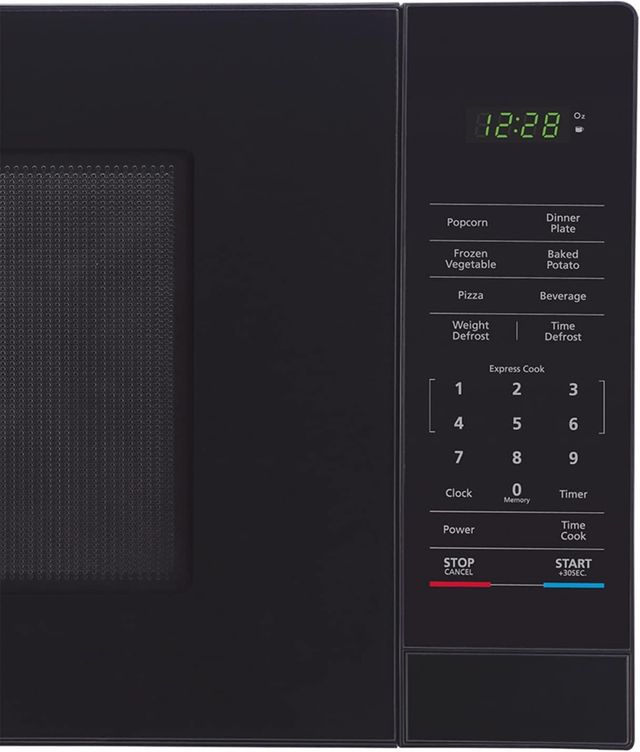 Magic Chef® 1.1 Cu. Ft. Black Countertop Microwave-2