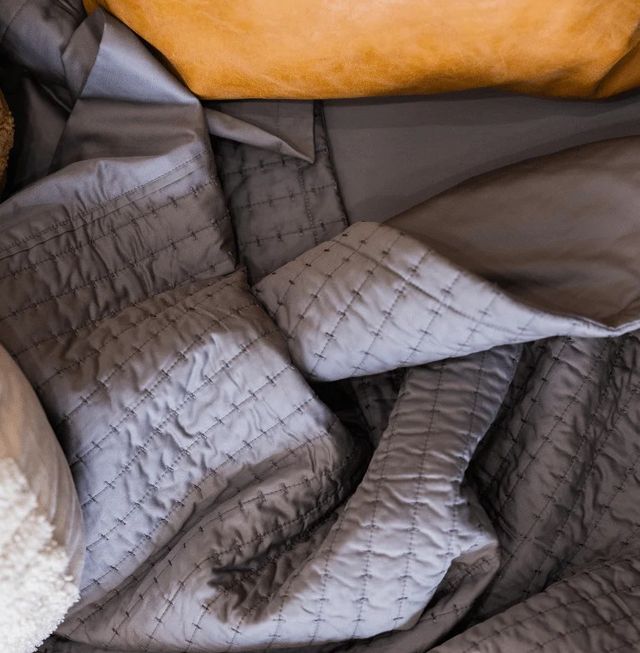 Dreamfit® DreamChill™ 4-Piece Gray Enhanced Bamboo™ Quilted Queen Sheet Set-1