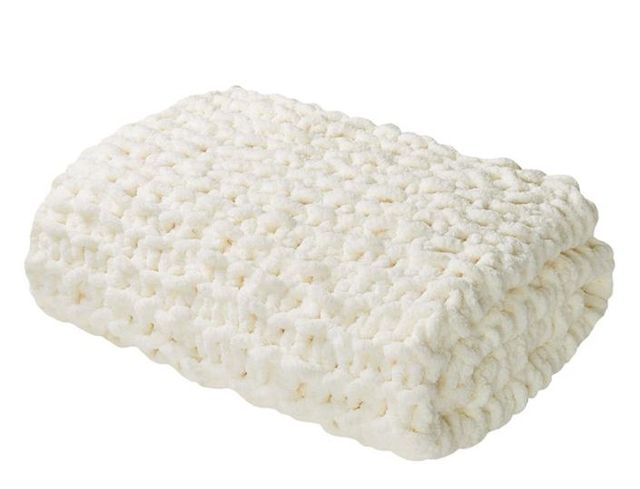 Olliix by Madison Park Chenille Chunky Knit Ivory Throw-0
