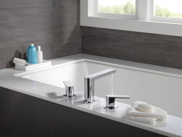 Peerless Xander® Chrome Roman Tub Trim Kit-1