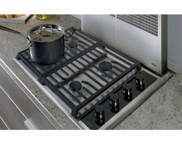 Wolf® 30" Stainless Steel Transitional Natural Gas Cooktop-2