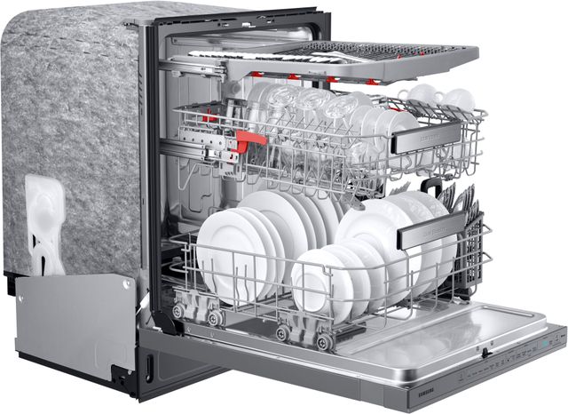 Samsung 24" Fingerprint Resistant Stainless Steel Top Control Built In Dishwasher-9