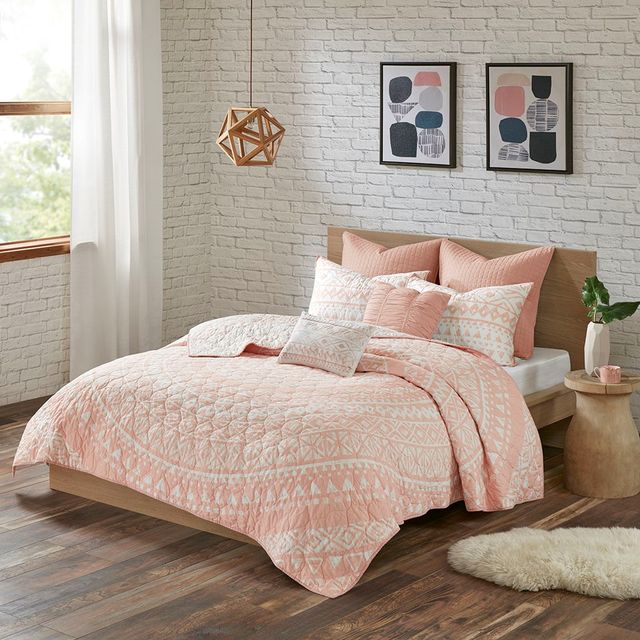 Olliix by Urban Habitat Larisa 7 Piece Blush King/California King Cotton Reversible Coverlet Set-4