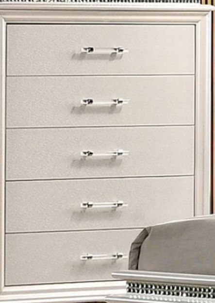 Furniture of America® Maddie Pearl White Chest-3