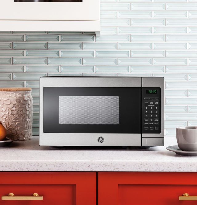 GE® 0.7 Cu. Ft. Stainless Steel Countertop Microwave-3