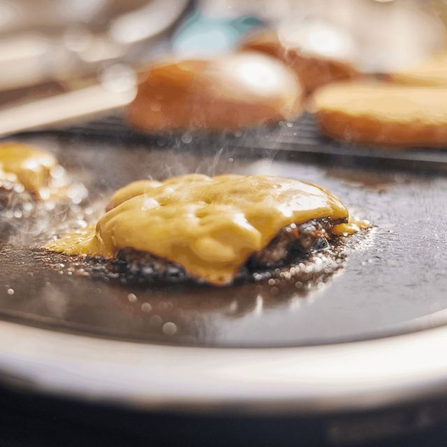 Weber® Lumin Griddle-2