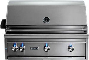 Front view of the Lynx® Professional 4-Burner Stainless Steel Built In Natural Gas Grill