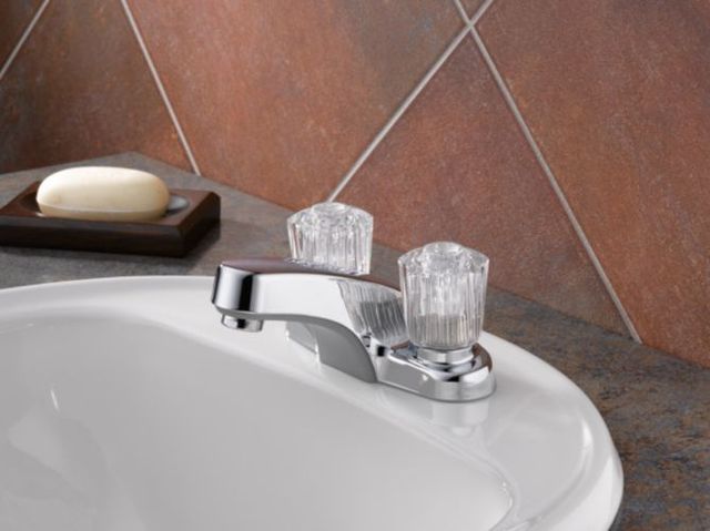 Peerless Core Chrome 2-Handle Bathroom Faucet with Pop-Up-1