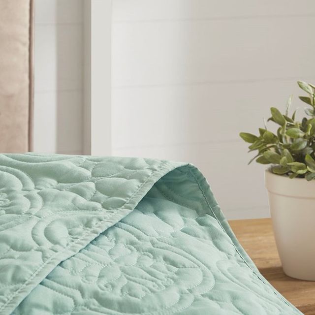 Olliix by 510 Design Oakley Seafoam Full/Queen 3 Piece Reversible Bedspread Set-3