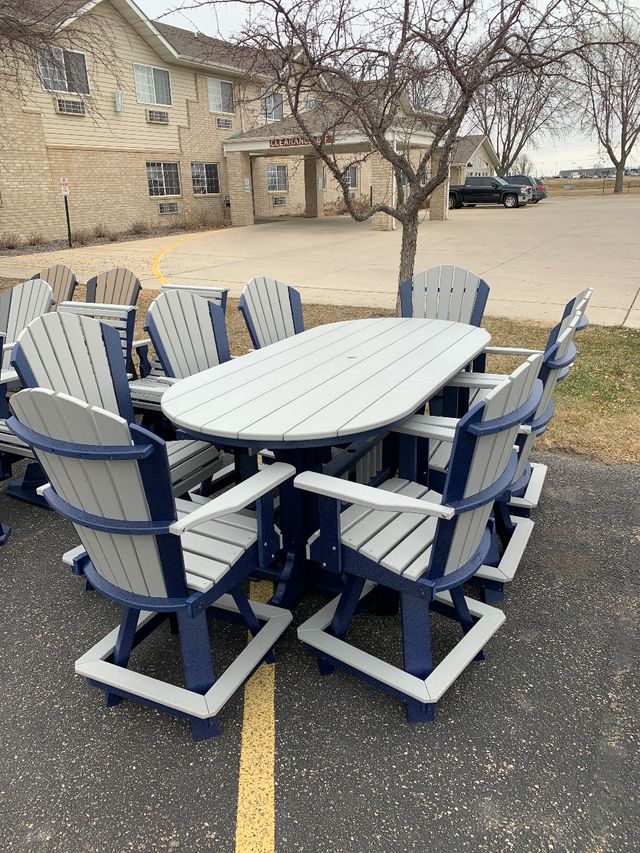 Creekside 7' Oval Counter Height Table with 6 Classic Back Swivel Counter Chairs, Smooth Colors-3