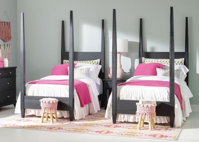 Legacy Classic Today's Traditions Blacksmith Twin Youth Poster Bed-1