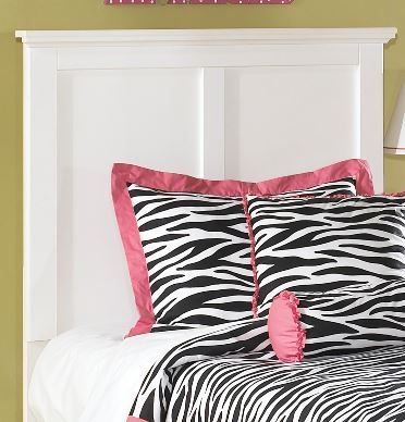 Signature Design by Ashley® Bostwick Shoals 3-Piece White Full Panel Headboard Set-2