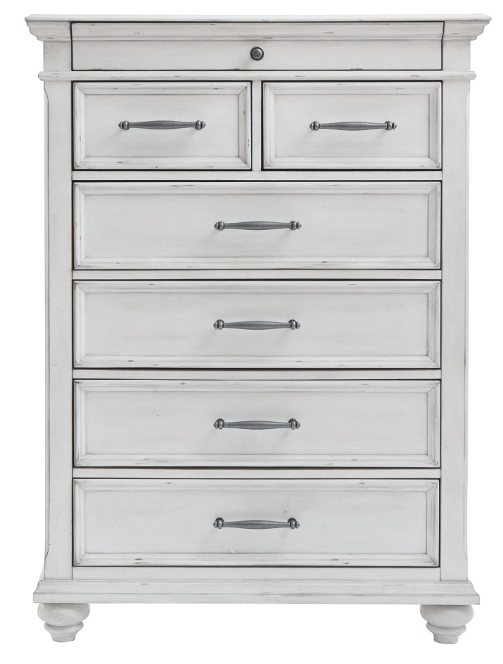 Benchcraft Kanwyn 7-Drawer Chest - Thumbnail 4