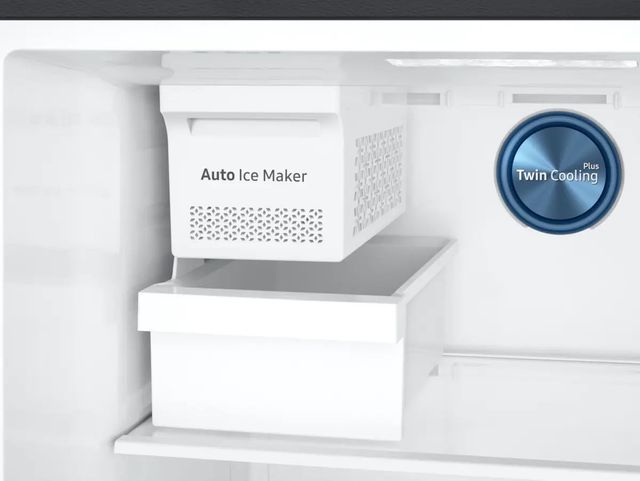 Samsung 17.6 Cu. Ft. Fingerprint Resistant Black Stainless Steel Top Freezer Refrigerator-4