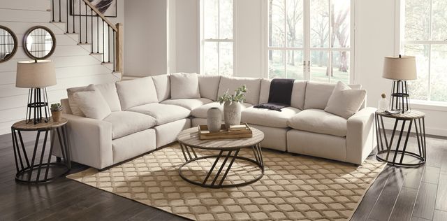 Signature Design by Ashley® Savesto 6-Piece Ivory Sectional-2