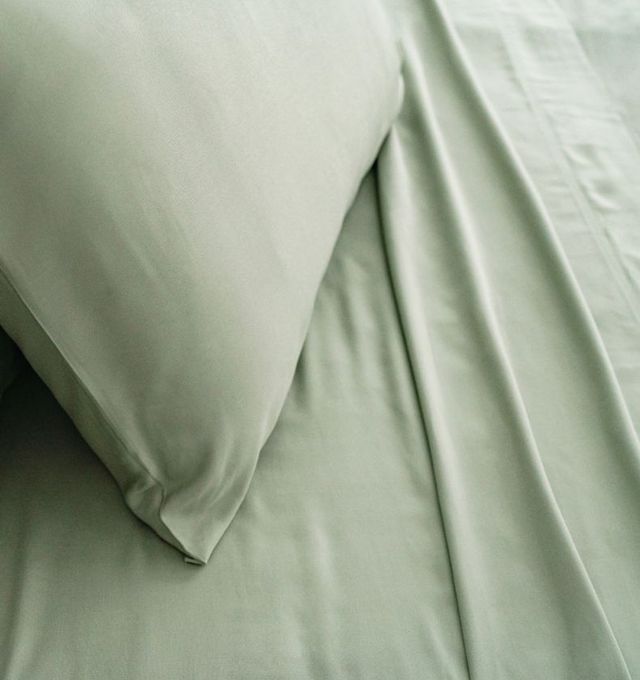 Cariloha Classic 4-Piece Bamboo Viscose Sage Queen Sheet Set-1
