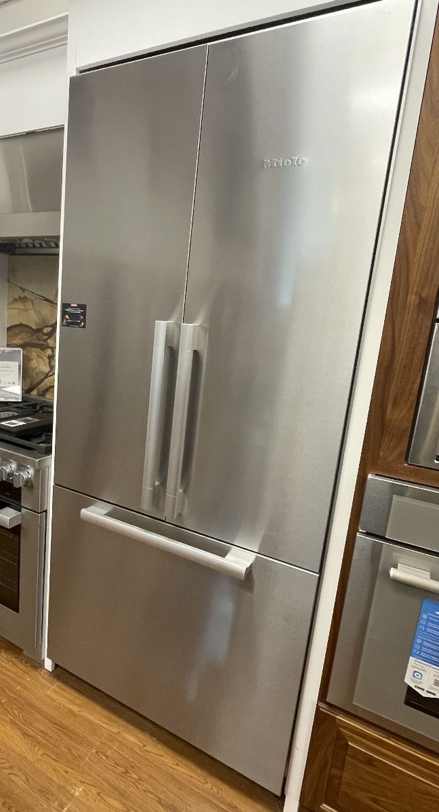 Miele MasterCool™ 36 in. 19.4 Cu. Ft. Stainless Steel Built-In French Door Refrigerator-0