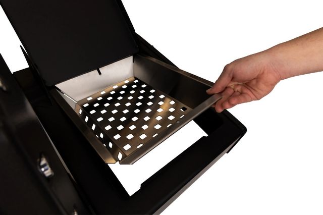 Broil King Stainless Steel Insert Wok-2