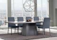 TABLE SCULPTURE