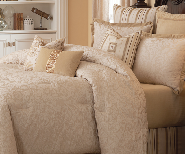 Michael Amini® Carlton 9-Piece Ivory Queen Comforter Set-1