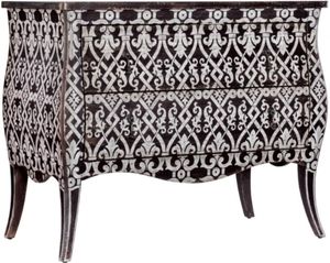 Click to view more images of the product.
