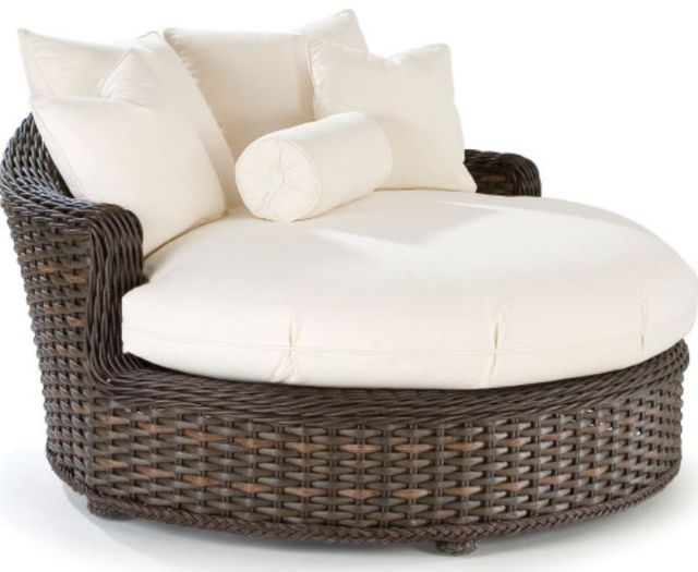 Lane Venture® South Hampton Tuscan Brown/White Round Chaise-0