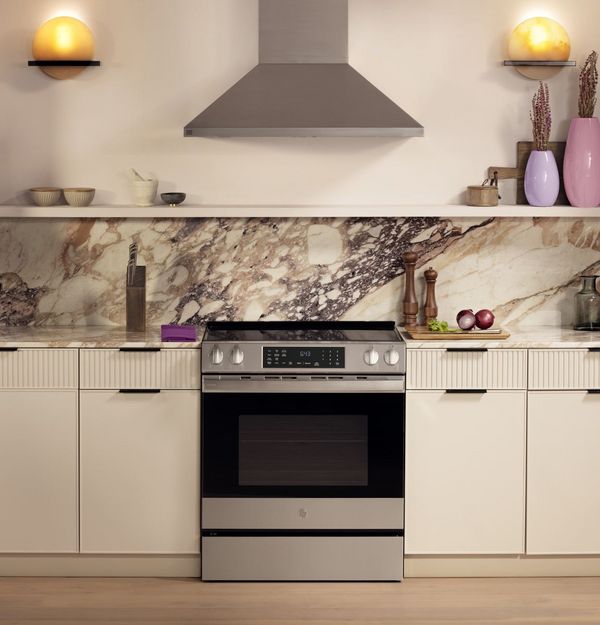 GE Profile 30" Smart Slide In Induction Range 