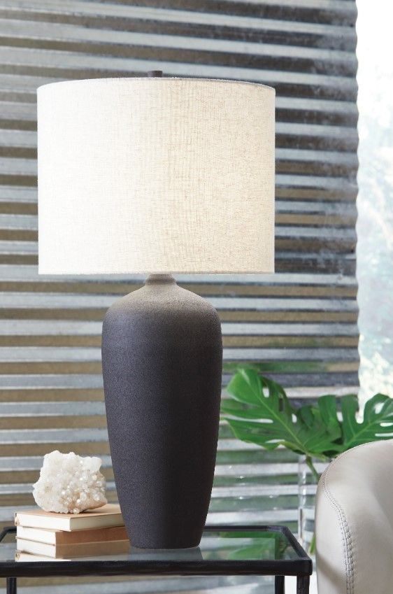 Signature Design by Ashley® Ryenburg Black Table Lamp-2