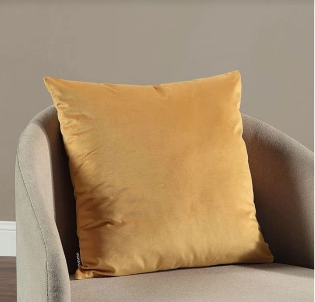 Renwil® Jonquil Mango 20''x20'' Decorative Pillow-3
