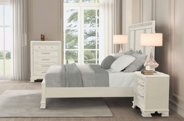 Furniture of America® Stella Mia Creamy White King Panel Bed-3