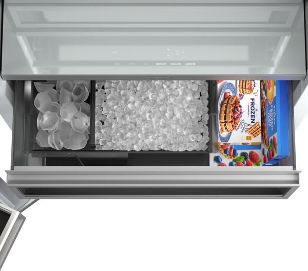 Thermador Freedom® 30" Panel-Ready Built-In Freezer Column-4