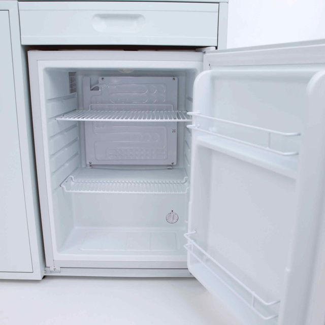 Avanti® 36" White Kitchenette-5