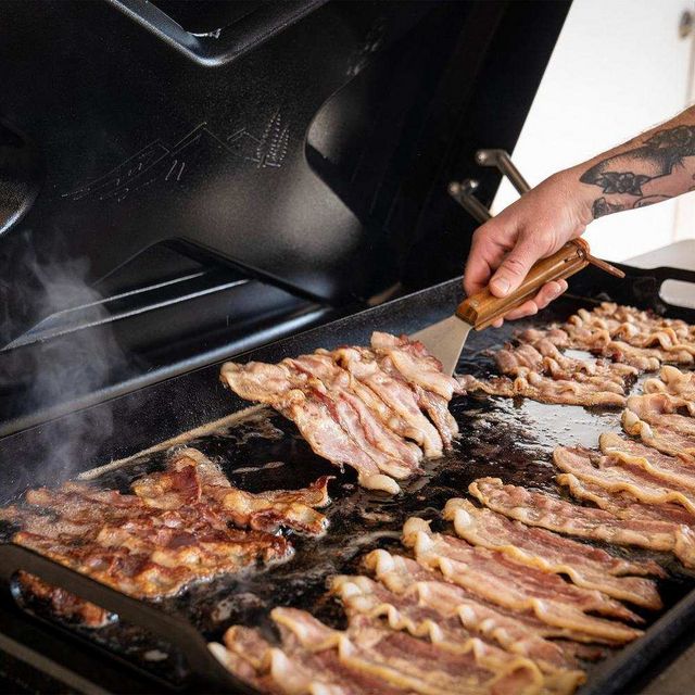 Traeger® Flat Top Grill Essentials Kit-7