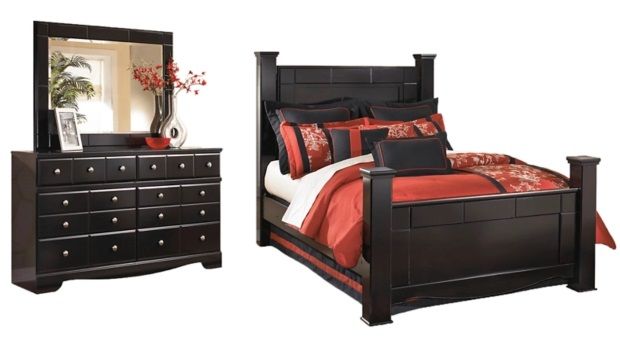 Signature Design by Ashley® Shay 2-Piece Almost Black Queen Poster Bed Set-0