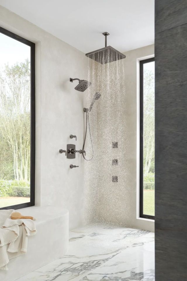 Brizo Essential™ Brilliance® Black Onyx Hydrachoice® H2Okinetic® Invigorating Spray Head-1