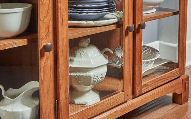A-America® Laurelhurst Mission Oak Server-1