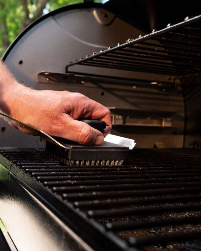 Traeger® 2-Pack Replacement BBQ Cleaning Brush Head-3