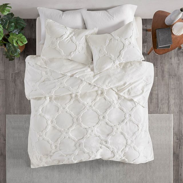 Olliix by Madison Park 3 Piece White King/California King Pacey Tufted Cotton Chenille Geometric Coverlet Set-2