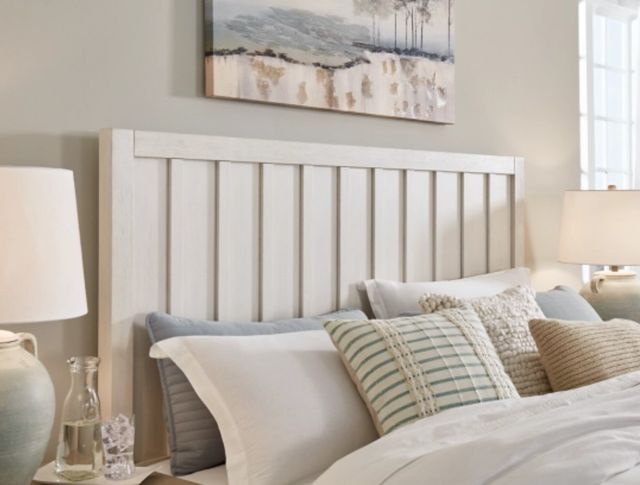 Benchcraft® Shaybrock Antique White King Panel Bed-3
