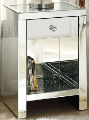 Click to view more images of the product.