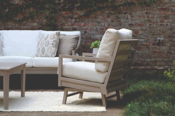 Lane Venture® Santa Rosa White Cushion Sofa-3