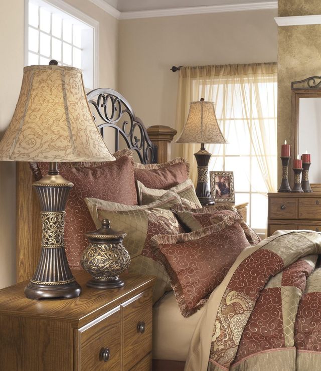 Signature Design by Ashley® Mariana Set of 2 Bronze Poly Table Lamps-3