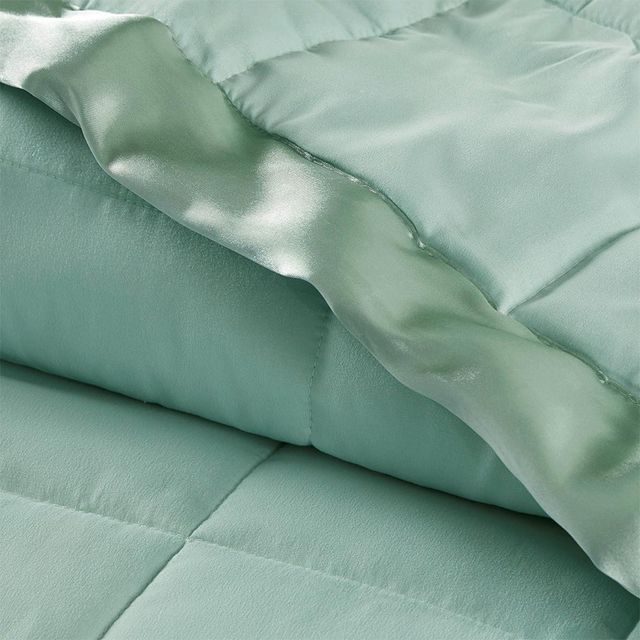 Olliix by Madison Park Seafoam All Season Hypoallergenic Microfiber Down Alternative Full/Queen Windom Blanket-1